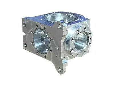 Технологічність та реальність: Експертний погляд на CNC-обробку у сучасному виробництві